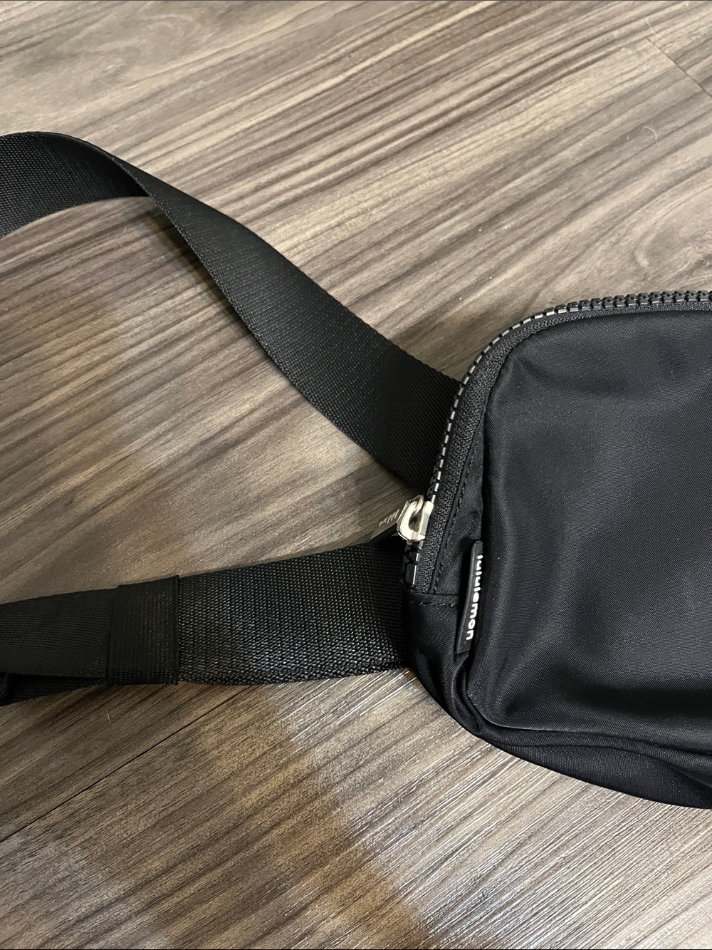 lululemon athletica Everywhere Belt Bag - Picture 3 of 10